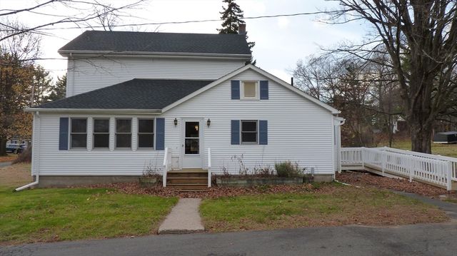52 Valley Road, Southampton, MA 01075
