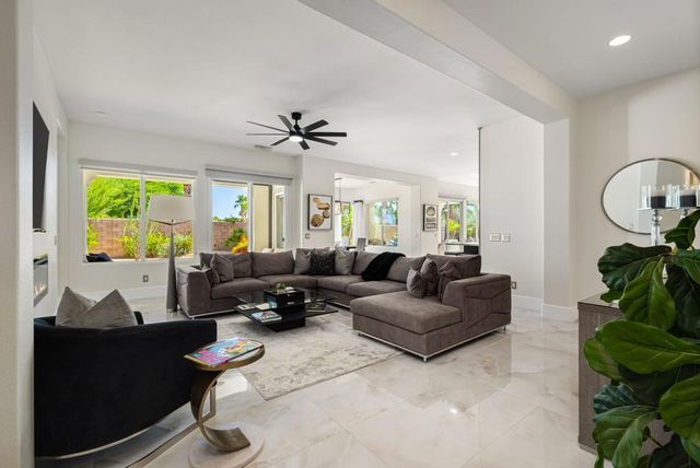 81207 Santa Rosa Court, La Quinta, CA 92253