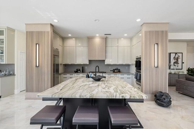 81207 Santa Rosa Court, La Quinta, CA 92253