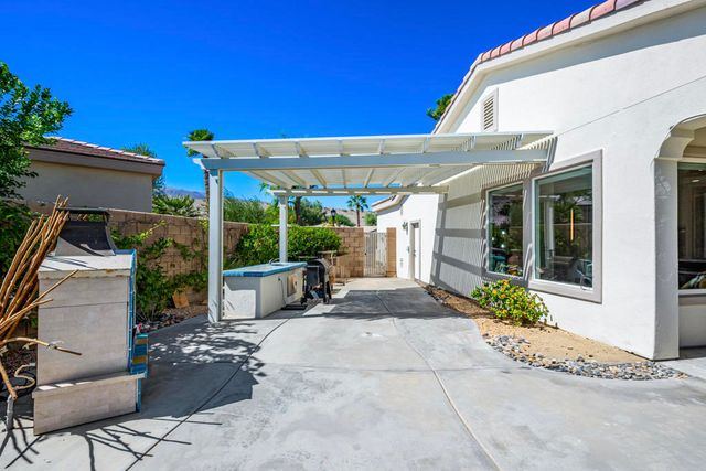 81207 Santa Rosa Court, La Quinta, CA 92253