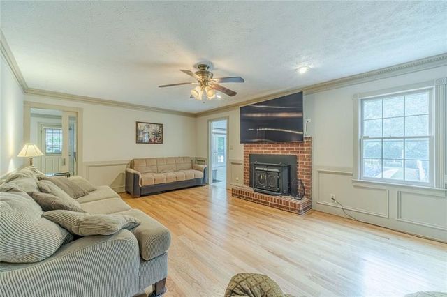 2291 Rabbit Farm Circle, Loganville, GA 30052