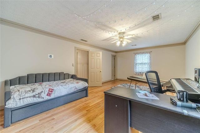 2291 Rabbit Farm Circle, Loganville, GA 30052