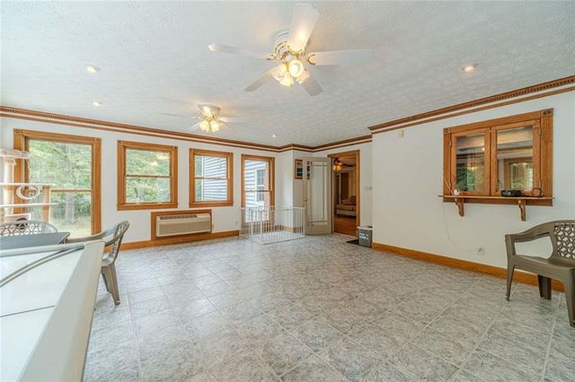2291 Rabbit Farm Circle, Loganville, GA 30052