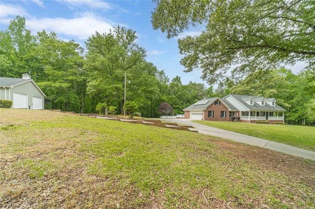 2291 Rabbit Farm Circle, Loganville, GA 30052