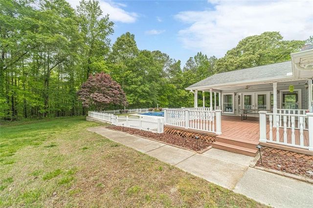 2291 Rabbit Farm Circle, Loganville, GA 30052