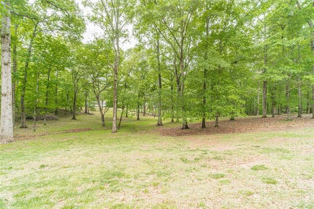 2291 Rabbit Farm Circle, Loganville, GA 30052