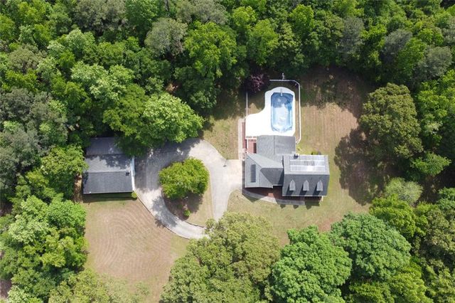 2291 Rabbit Farm Circle, Loganville, GA 30052