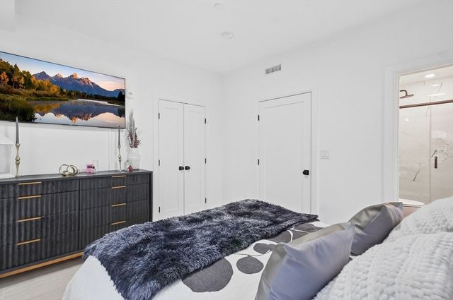 101 - 105 Condor Street 304, Boston, MA 02128