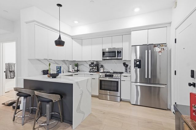 101 - 105 Condor Street 304, Boston, MA 02128