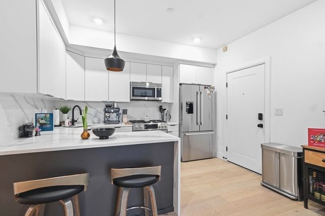 101 - 105 Condor Street 304, Boston, MA 02128