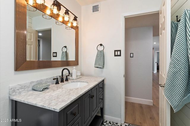 4007 N 86th Street, Scottsdale, AZ 85251