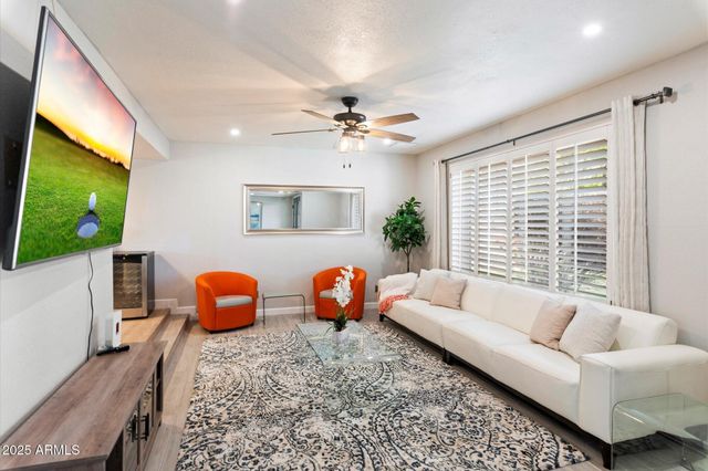 4007 N 86th Street, Scottsdale, AZ 85251