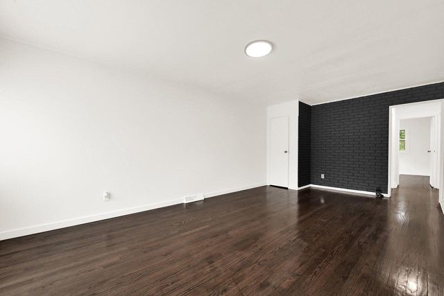 8208 W Keefe AVENUE, Milwaukee, WI 53222
