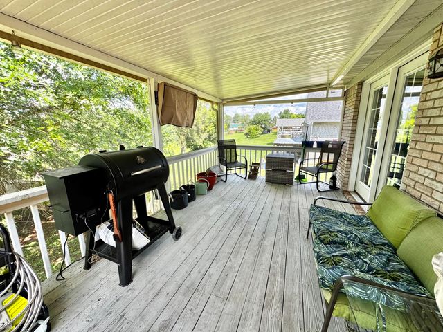 151 Meadowcrest Drive, Somerset, KY 42503