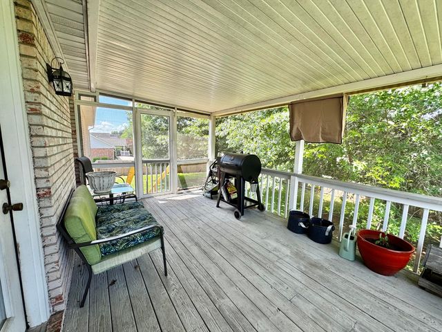 151 Meadowcrest Drive, Somerset, KY 42503
