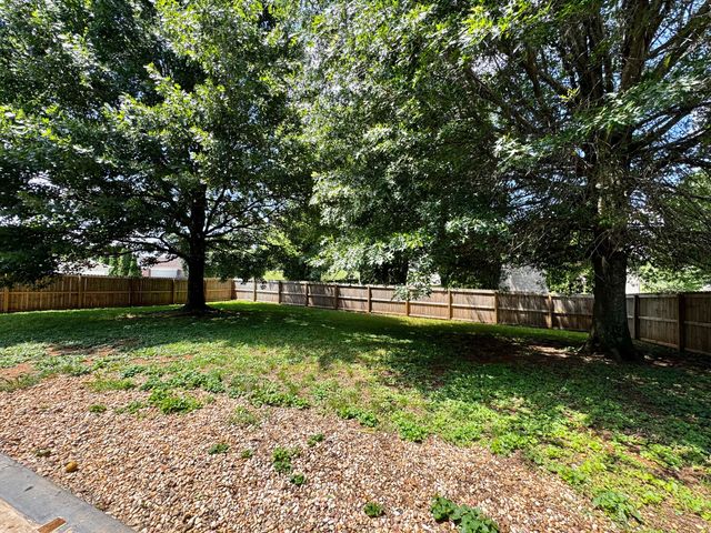 151 Meadowcrest Drive, Somerset, KY 42503