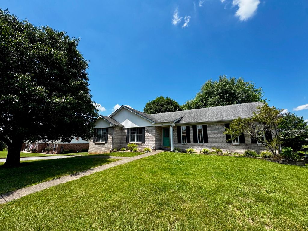 151 Meadowcrest Drive, Somerset, KY 42503