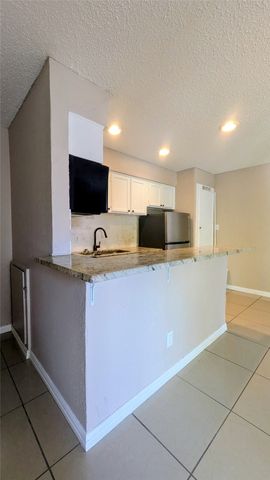 2312 Balsam Drive A303, Arlington, TX 76006