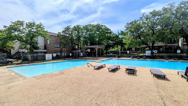 2312 Balsam Drive A303, Arlington, TX 76006