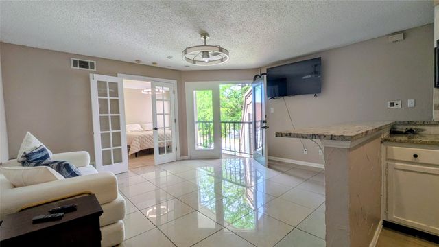 2312 Balsam Drive A303, Arlington, TX 76006