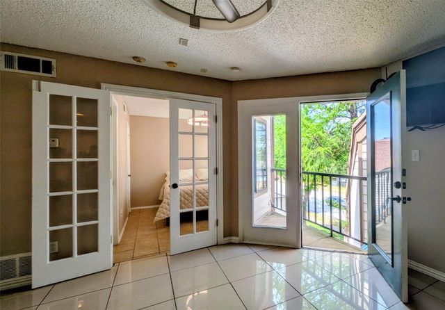 2312 Balsam Drive A303, Arlington, TX 76006