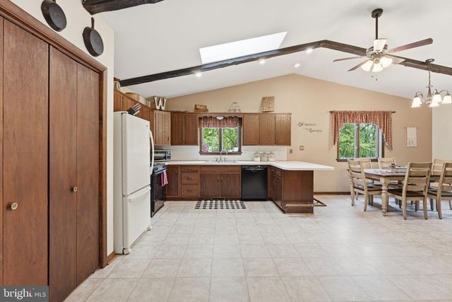 3440 STRASBURG RD, Coatesville, PA 19320