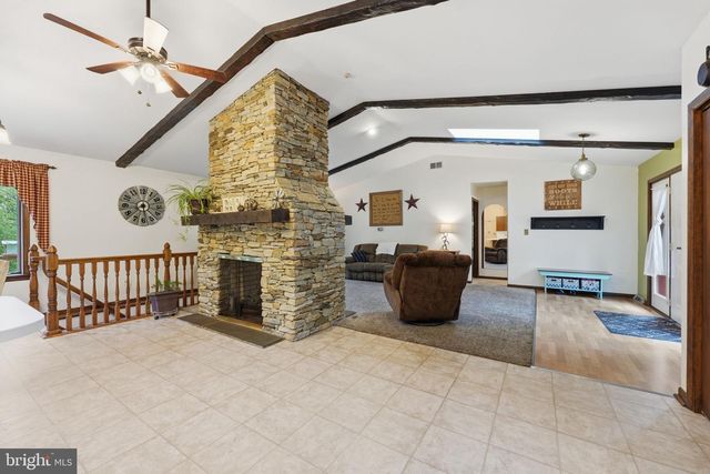 3440 STRASBURG RD, Coatesville, PA 19320