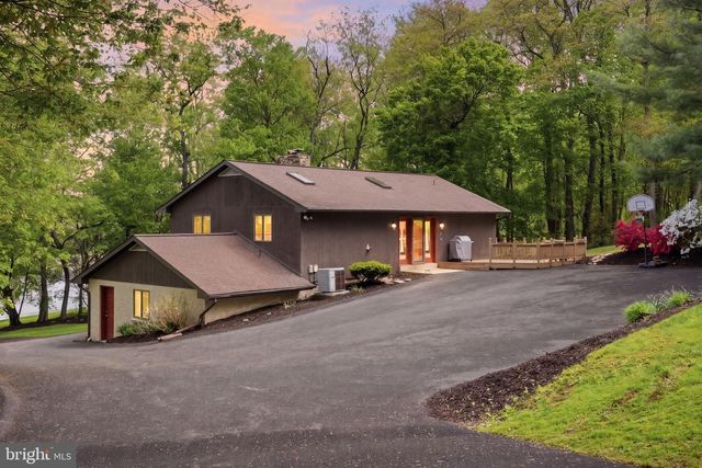 3440 STRASBURG RD, Coatesville, PA 19320