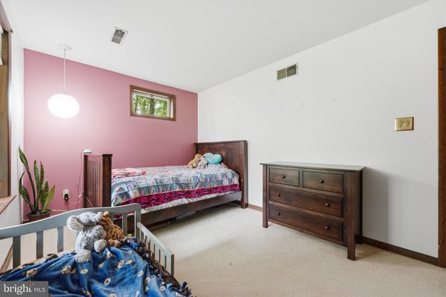 3440 STRASBURG RD, Coatesville, PA 19320