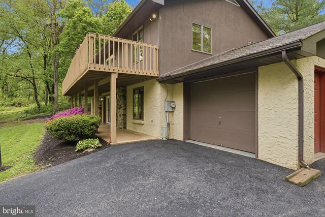 3440 STRASBURG RD, Coatesville, PA 19320