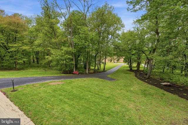 3440 STRASBURG RD, Coatesville, PA 19320