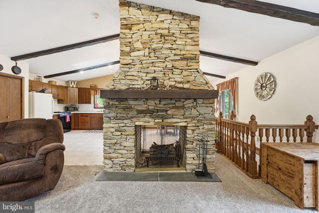 3440 STRASBURG RD, Coatesville, PA 19320