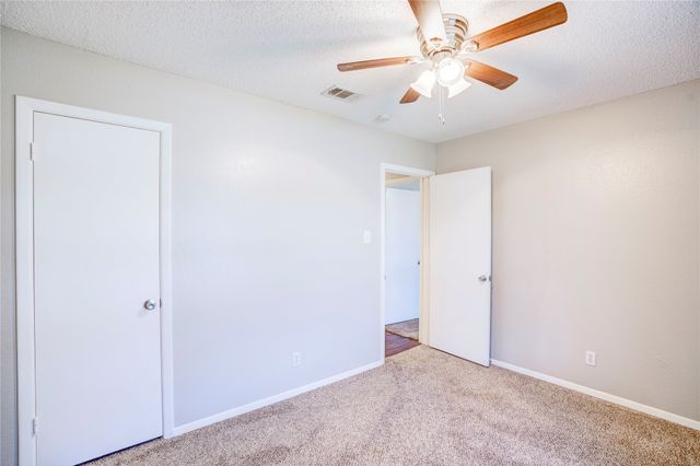 6028 Ridgecrest Drive, Watauga, TX 76148
