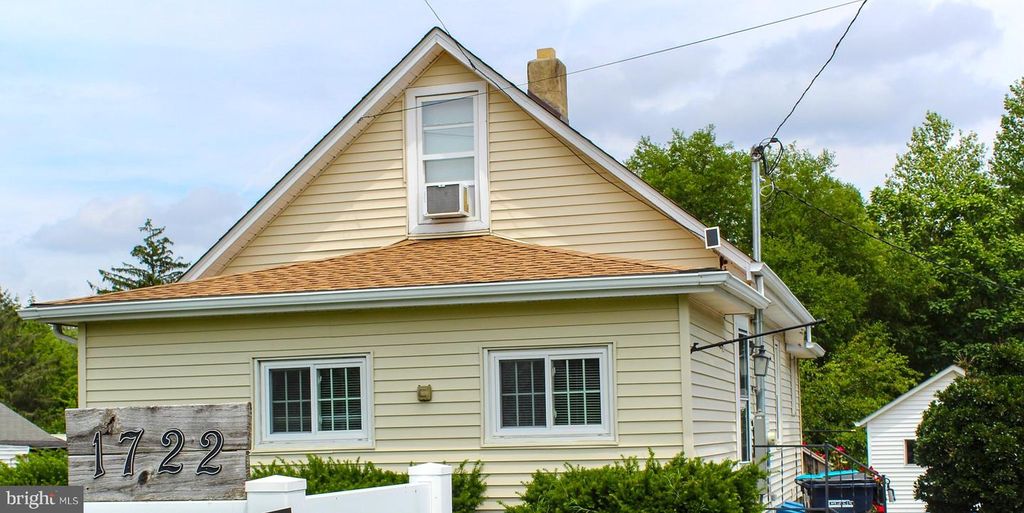 1722 UPPER KING RD, Woodside, DE 19980