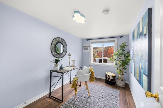 1404 Whitworth Avenue S, Renton, WA 98055