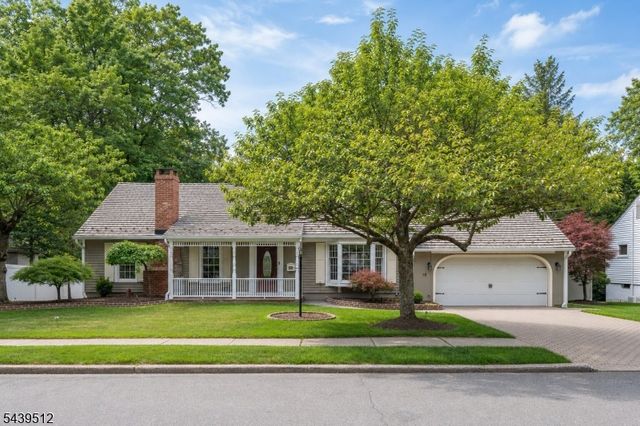 15 Congress Rd, Emerson Boro, NJ 07630