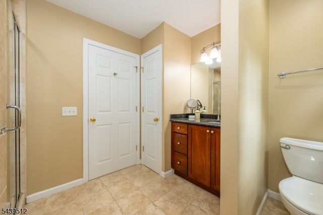 15 Congress Rd, Emerson Boro, NJ 07630
