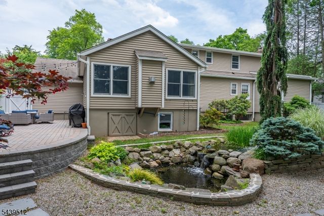 15 Congress Rd, Emerson Boro, NJ 07630