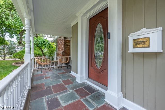 15 Congress Rd, Emerson Boro, NJ 07630