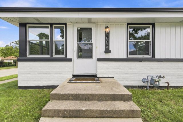 2002 S 97th STREET, West Allis, WI 53227