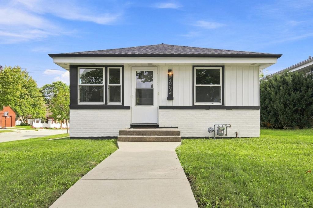 2002 S 97th STREET, West Allis, WI 53227