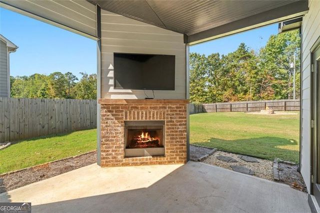 6376 SPRING COVE Drive, Flowery Branch, GA 30542