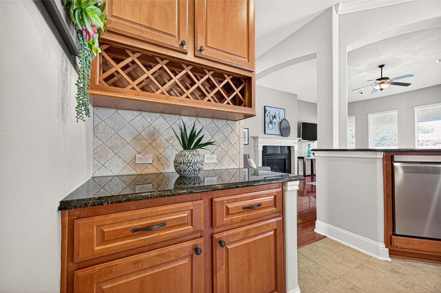 4518 Beacon View Court, Sugar Land, TX 77479