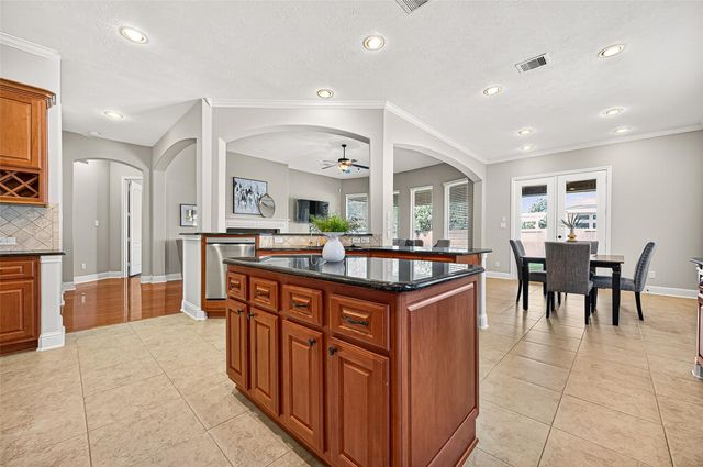 4518 Beacon View Court, Sugar Land, TX 77479