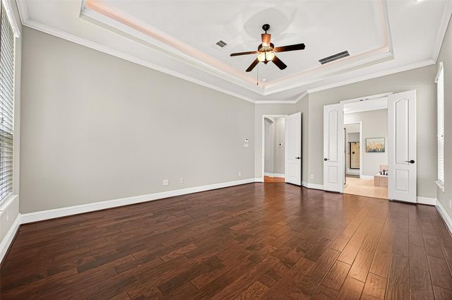 4518 Beacon View Court, Sugar Land, TX 77479