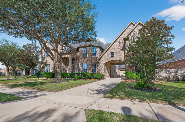 4518 Beacon View Court, Sugar Land, TX 77479