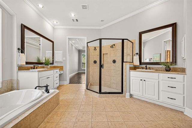4518 Beacon View Court, Sugar Land, TX 77479