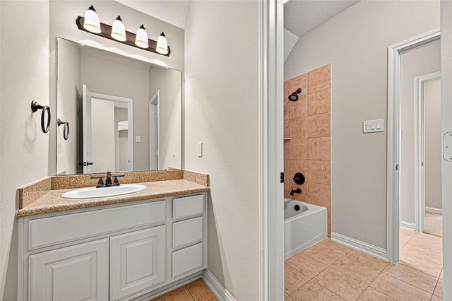 4518 Beacon View Court, Sugar Land, TX 77479