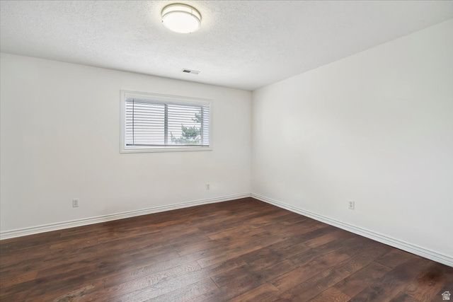 3181 E DEER CIR, Cottonwood Heights, UT 84121