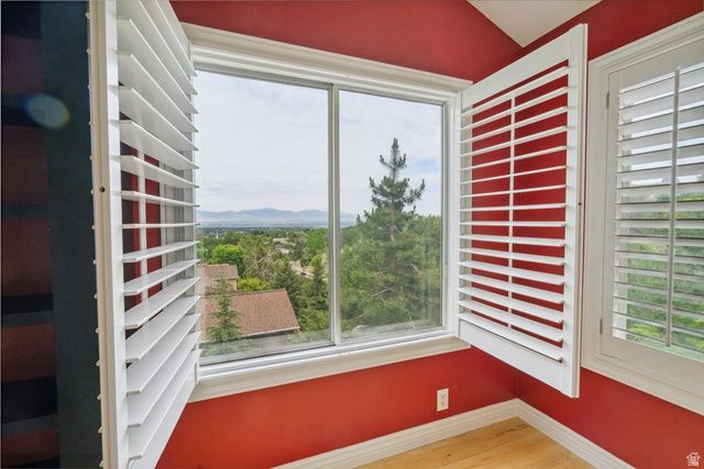 3181 E DEER CIR, Cottonwood Heights, UT 84121